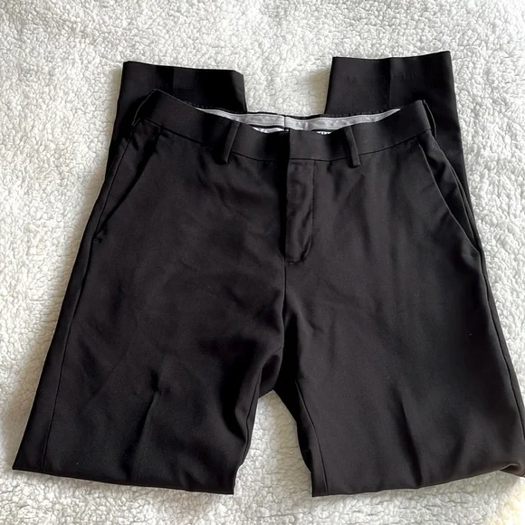 Bundle of 2 Men’s Haggar Dress Pants W30, L 30 - Picture 2 of 7